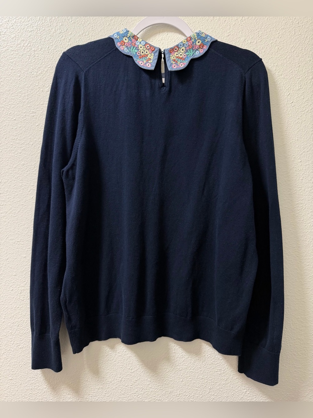 Boden Colette Sweater Floral Embroidered Scalloped Collar Stretch Blue Womens XL - Picture 2 of 9